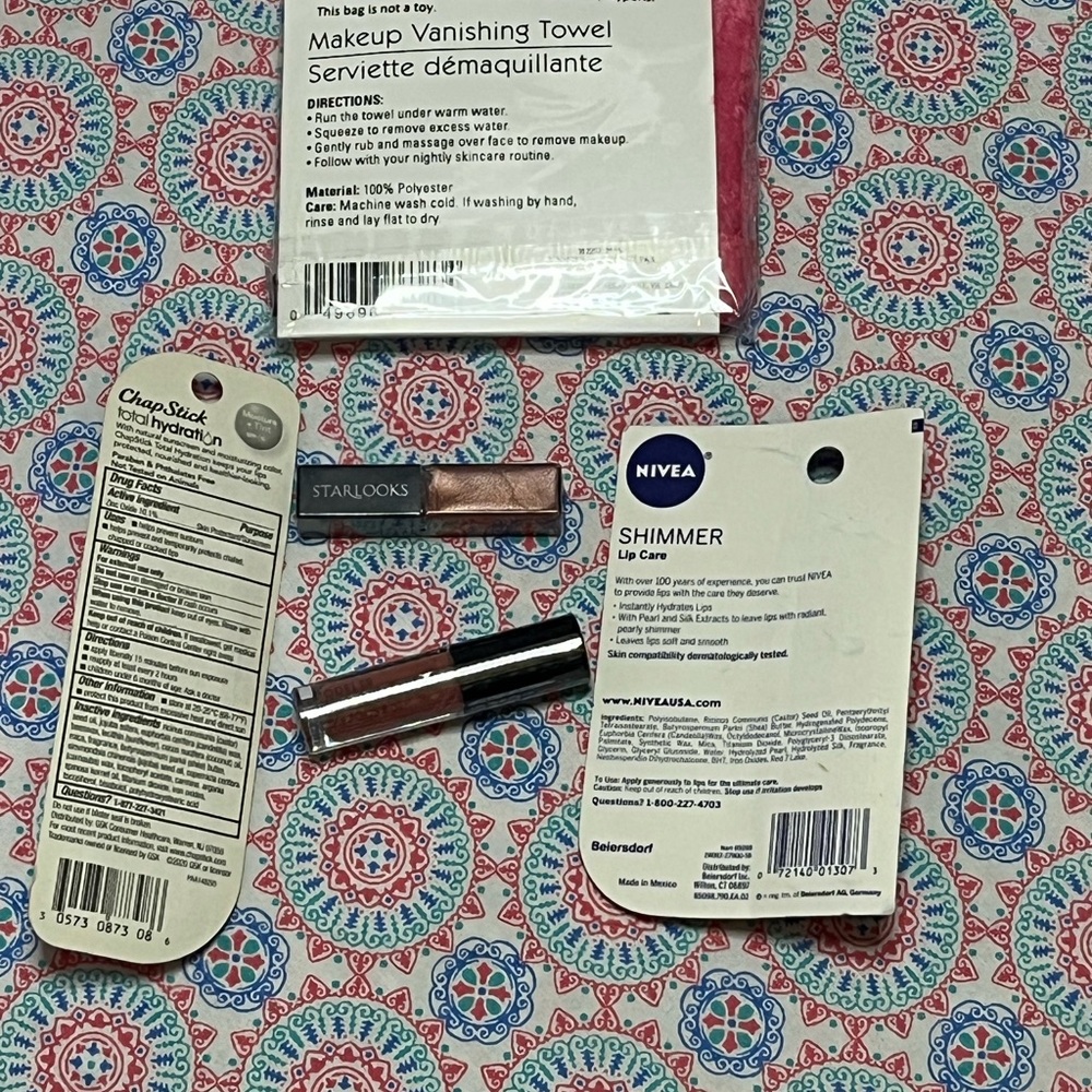 NWT Lip care bundle: Nivea tinted chapstick starlooks modelCO - Picture 2 of 4